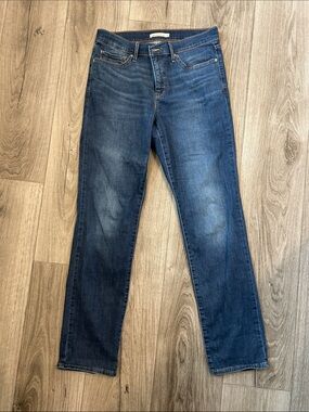 Levi Women's Straight-Leg Jeans in Mid Blue